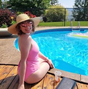 Meet your Posher, Amy